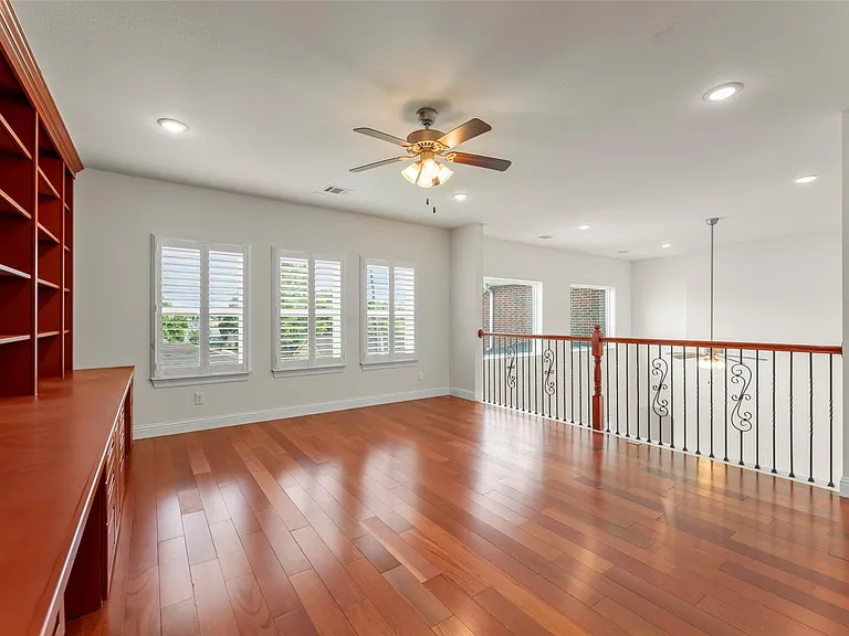 4943 Wigton Dr — Photo 39
