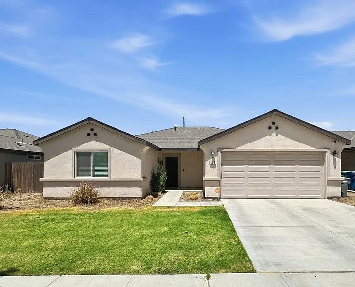 525 Mallard Dr — Photo 1