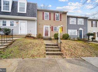 1004 Barnesbury Ct, Capitol Heights, MD 20743