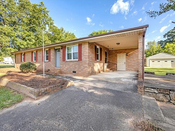 2nd image of 242 Greenbriar Dr