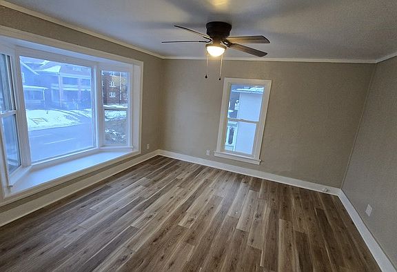 2nd image of 954 N Church St #2