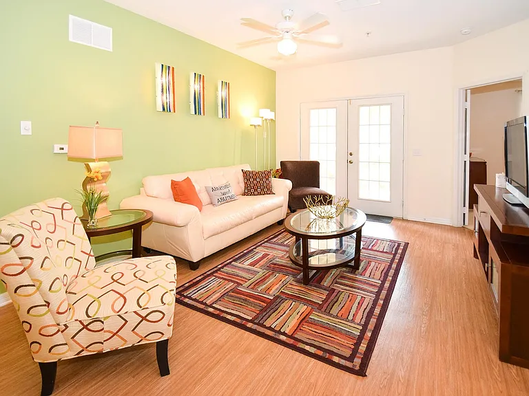 Capital Walk Apartments — Photo 25