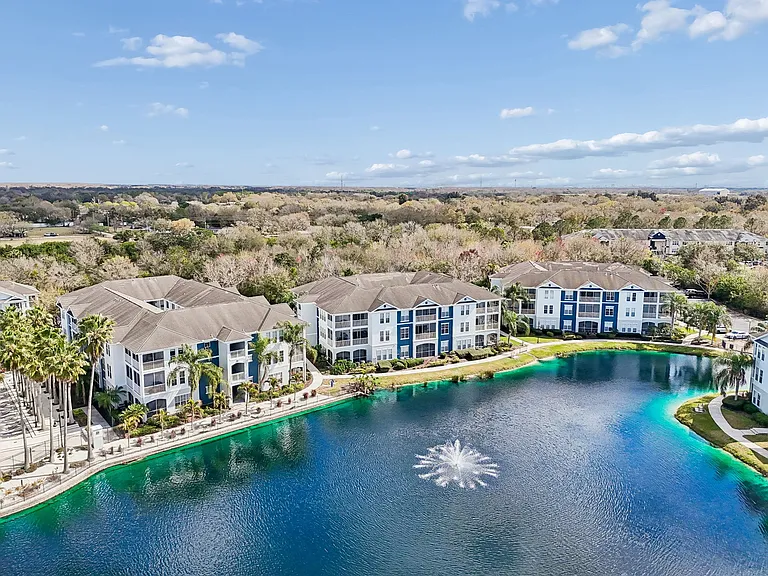 Seasons at Westchase — Photo 34