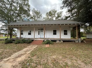 827 Carroll St, Coushatta, LA 71019