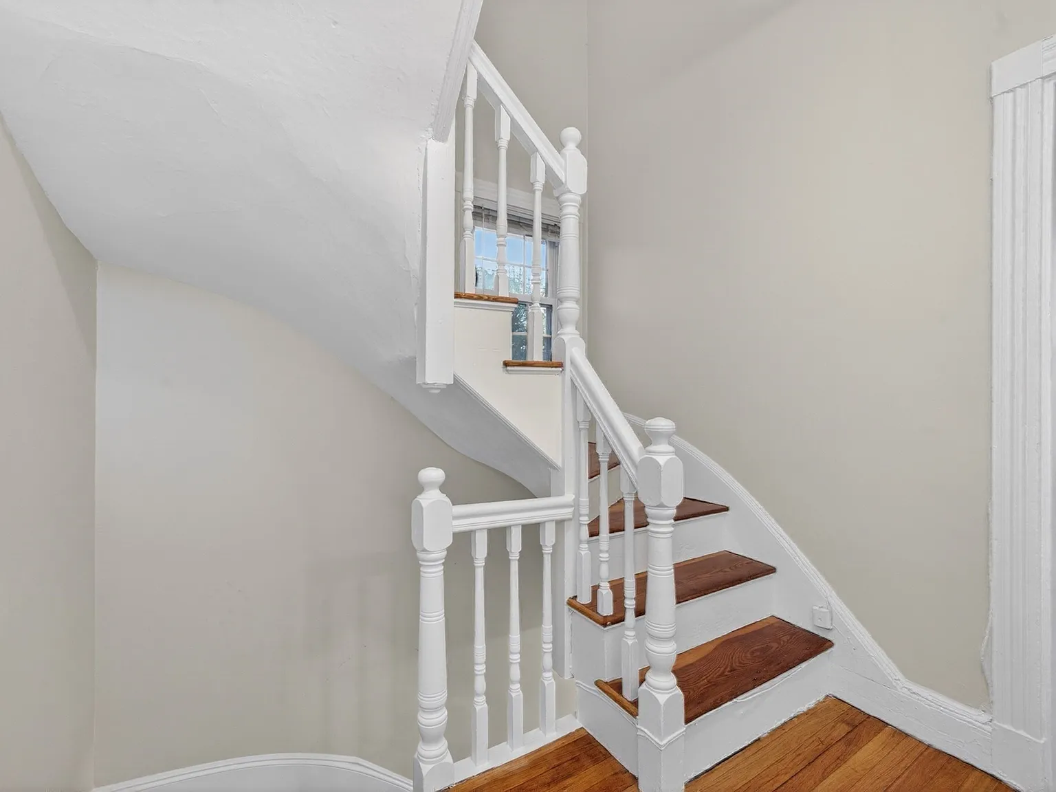 5 bed, $4,800 — Photo 4