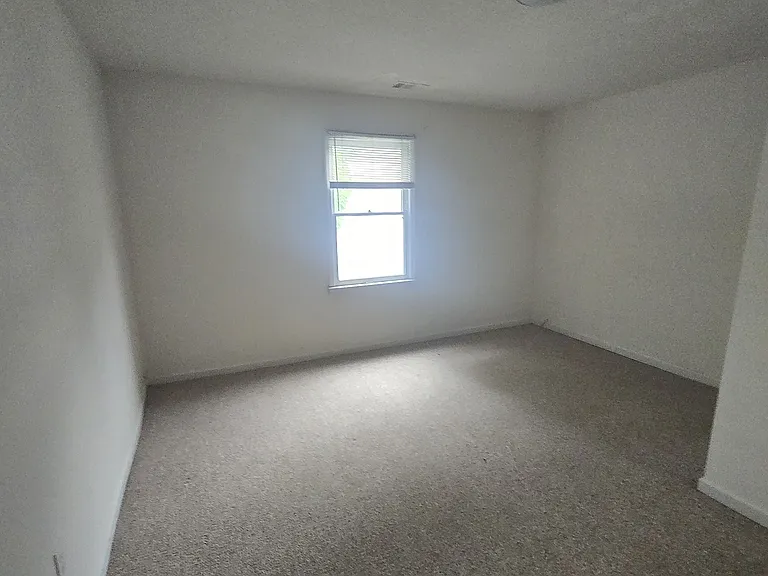 3490 Runnymeade Dr — Photo 13