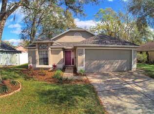 1610 Spinningwheel Dr, Lutz, FL 33559