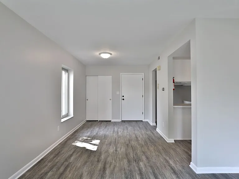 699 Wetmore Rd — Photo 11