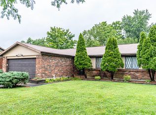 9105 Raintree Dr, Louisville, KY 40220