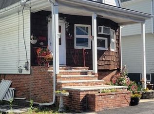 40 Avalon St, Revere, MA 02151