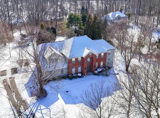 15 Rues Rd, Cream Ridge, NJ 08514