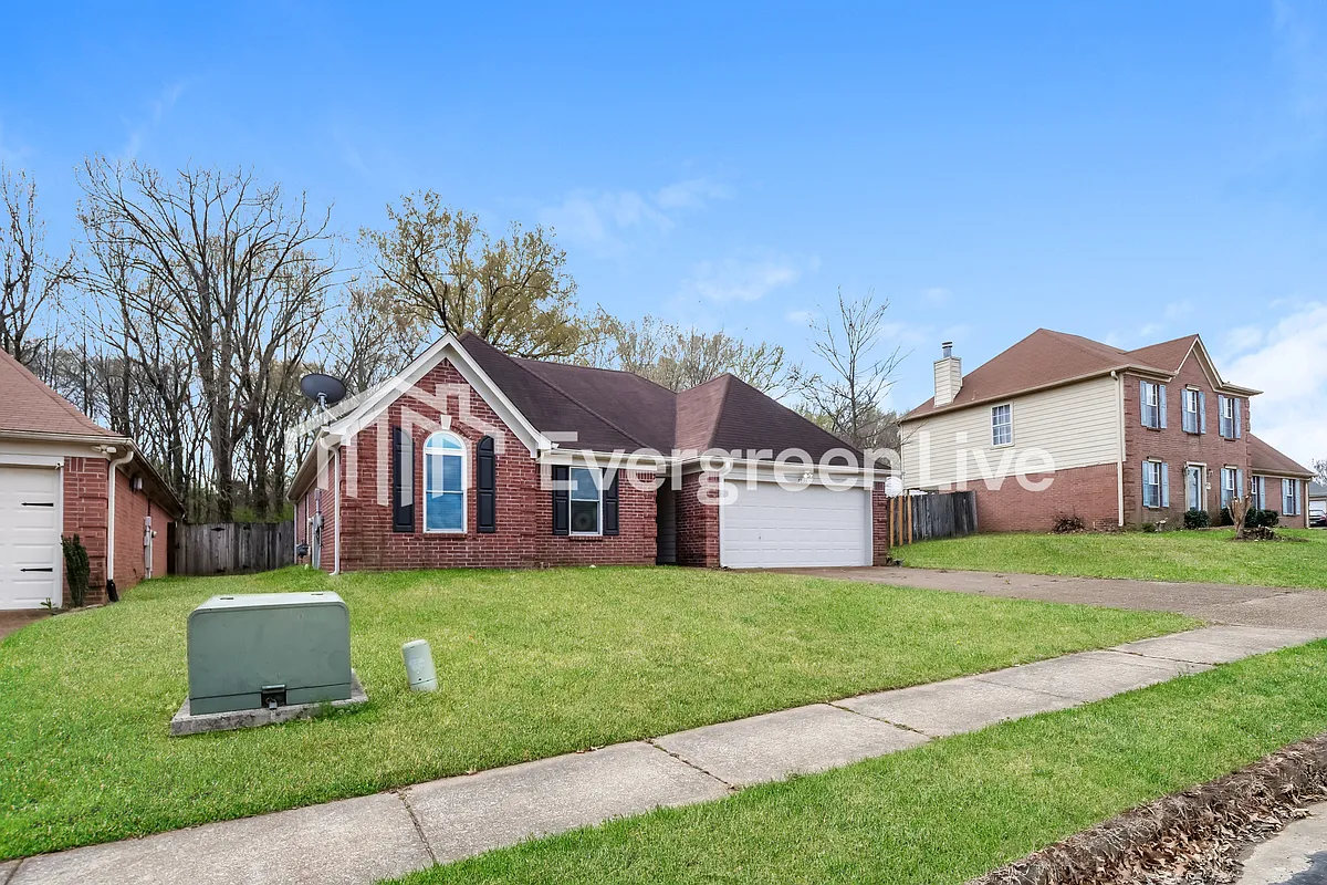 Building Photo - 7035 Show Boat Ln