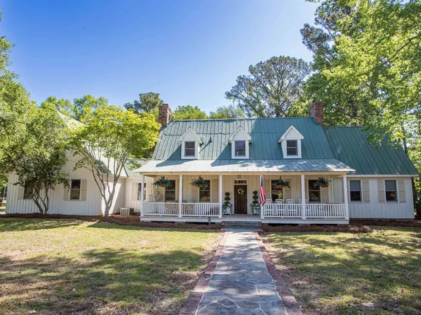 481 Cantey Ln, Rembert, SC 29128
