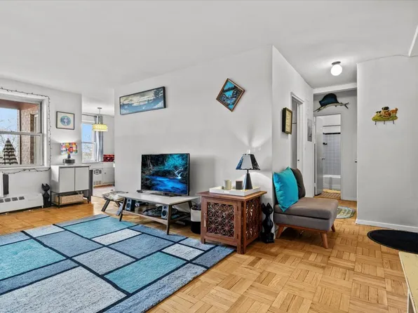 5550 Fieldston Road image 6 of 28