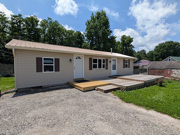 3rd image of 205 Short St