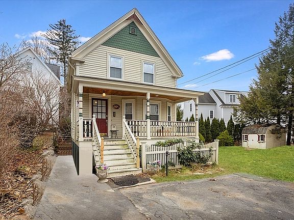 2nd image of 49R Elm St
