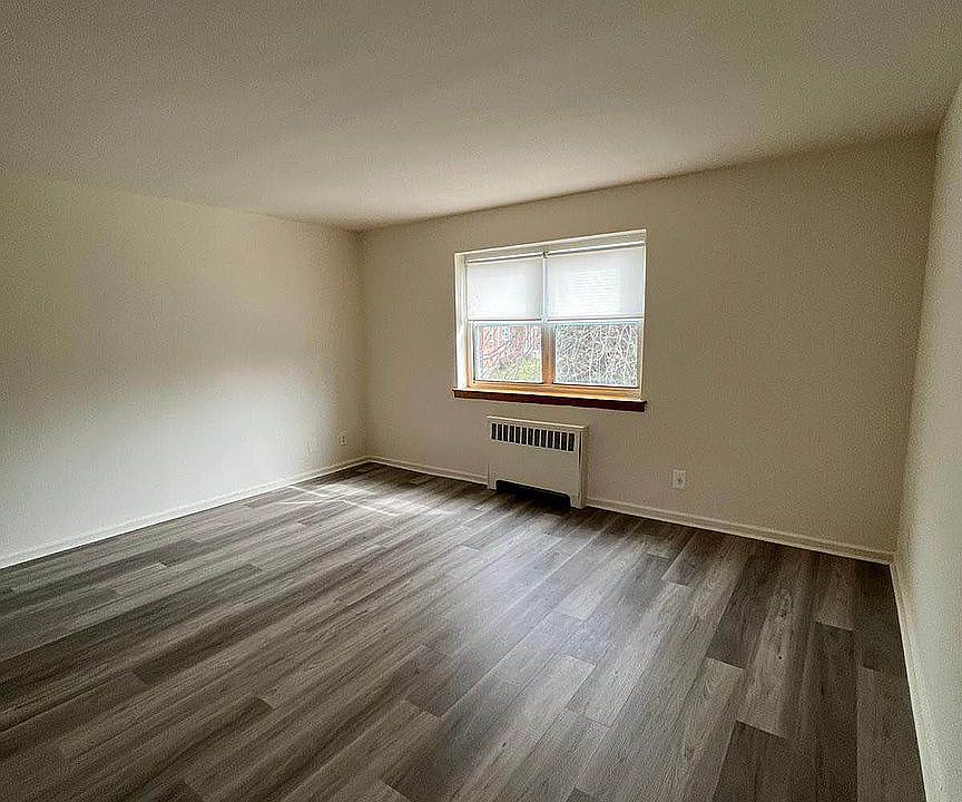 1st image of 451 Howard Ave #1A
