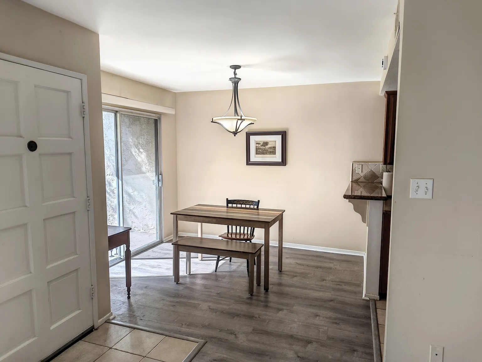 2 bed, 1.5 bath, 1156 sqft, $3,200 — Photo 3