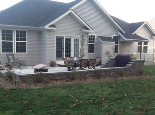 1274 Upland Dr, Fayetteville, PA