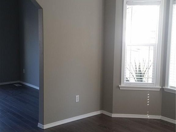 5th image of 20527 196th Avenue Ct E