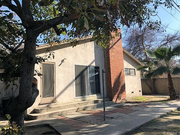 3rd image of 10007 Cedardale Dr