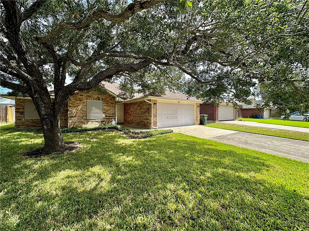 4238 Valley Cir Corpus Christi TX 78413 MLS 427107 Zillow   F8d0e6f8d3c4f1cb5e178d4d738236cb Cc Ft 1536 