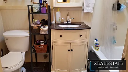 Rented by ZealEstate Group Inc