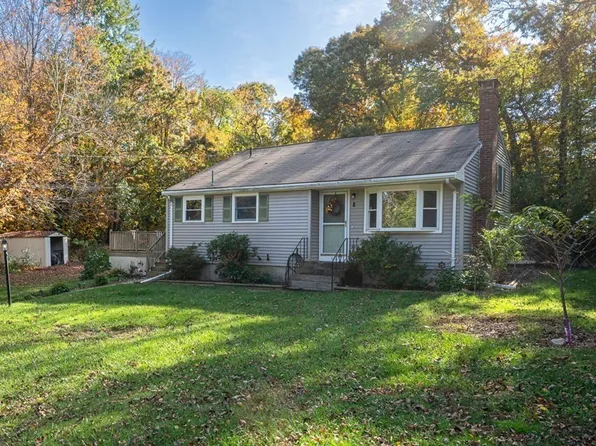 348 Old Pond St, Avon, MA 02322