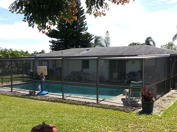 4th image of 1415 Alwynne Dr S