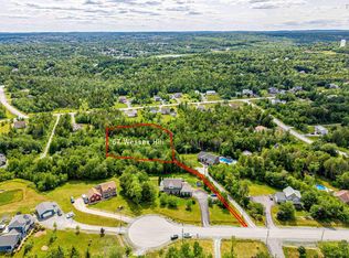 67 Wessex Hl, Beaver Bank, NS B4E 3L5