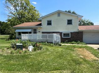 3422 Las Vegas Dr, Decatur, IL 62526