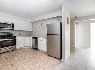 1326 Chisholm St #2F, Bronx, NY 10459