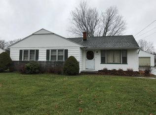 749 Clarksville Rd, Hermitage, PA 16148