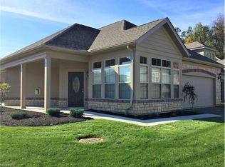 4011 Coventry Ln, Huron, OH 44839