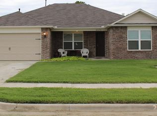 23375 S Donna Ln, Claremore, OK 74019