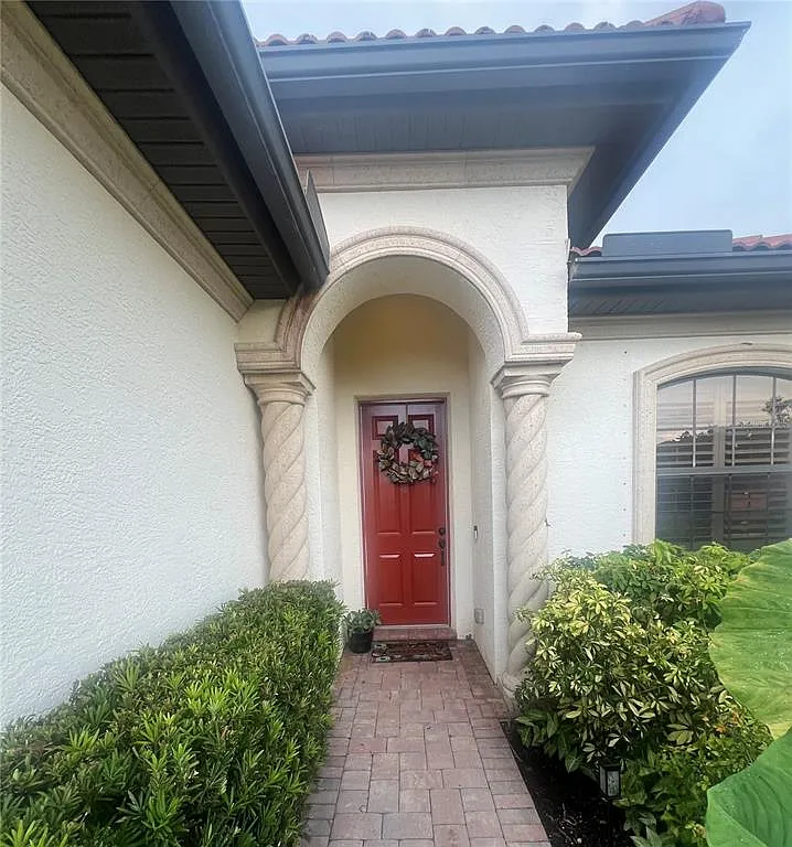3 bed, 2.0 bath, 2141 sqft, $3,600 — Photo 3