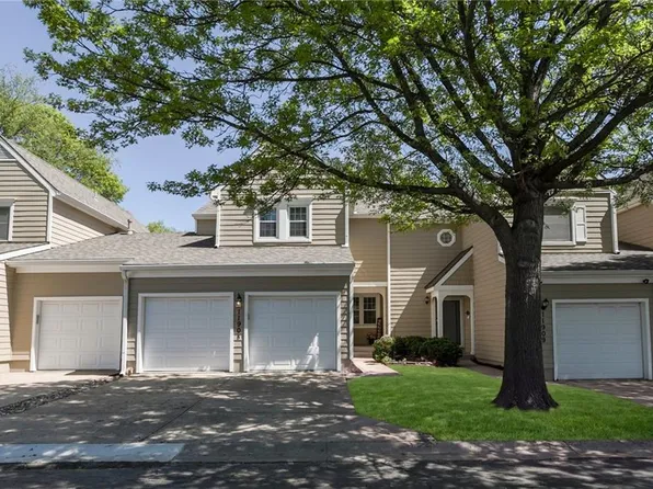 11905 Centennial Dr, Overland Park, KS 66213