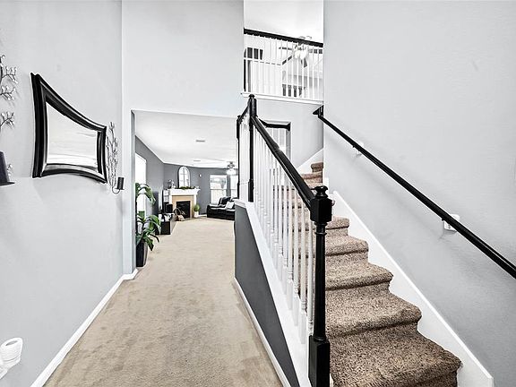 3rd image of 10806 Tallow Briar Ln