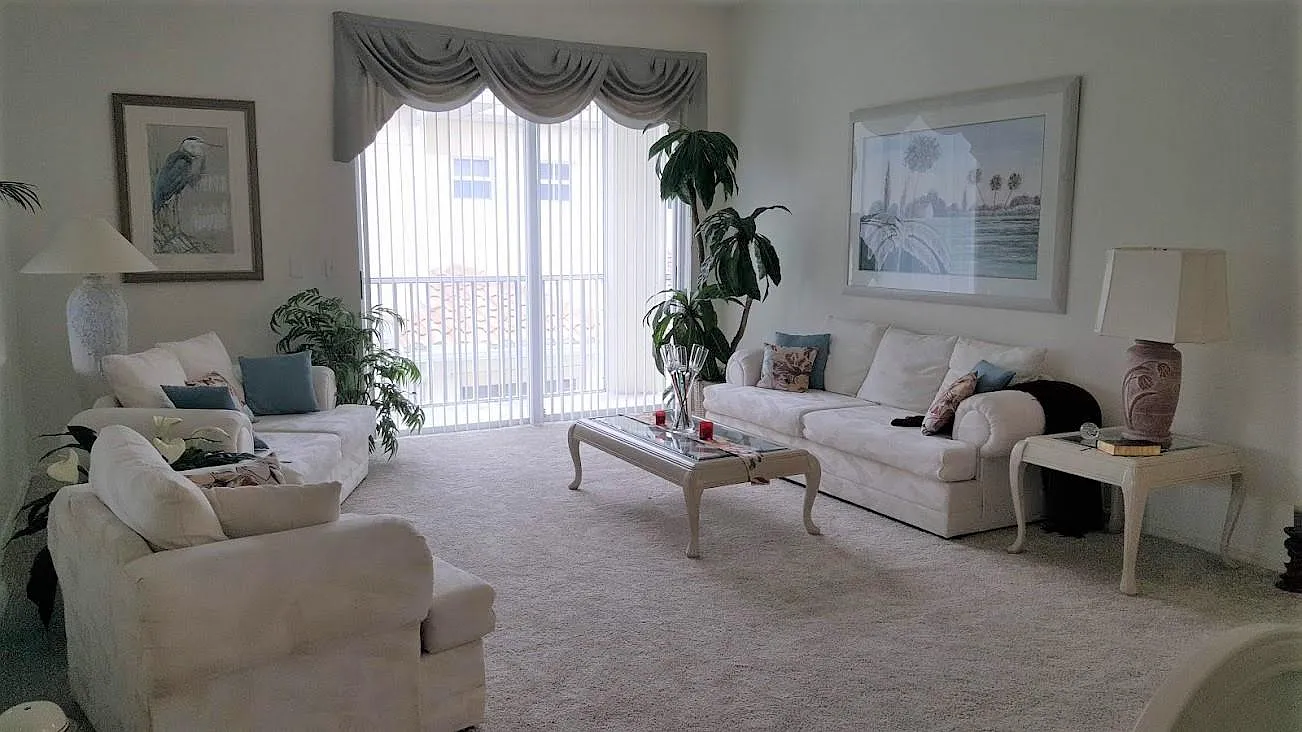 3 bed, 2300 sqft, $4,500 — Photo 3