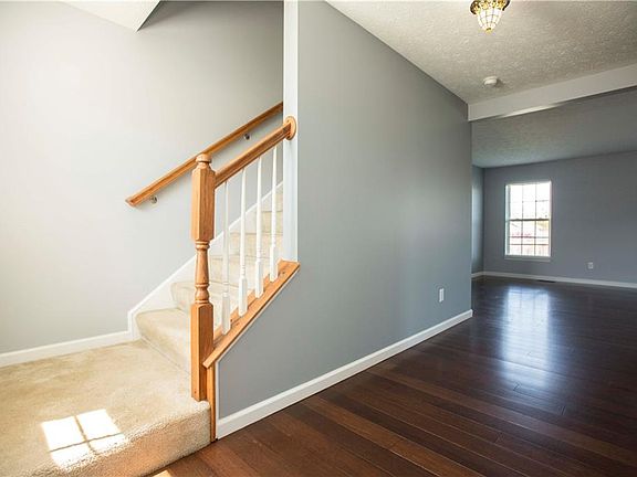 3rd image of 777 Cambridge Ct