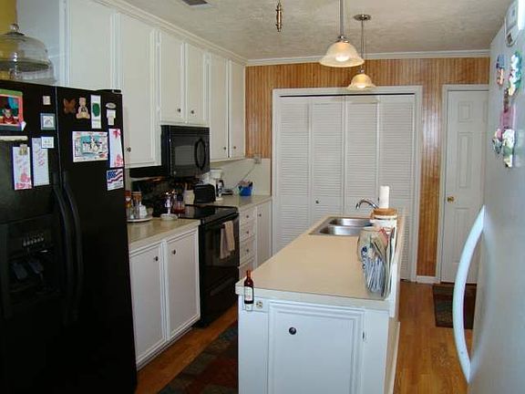 3rd image of 3710 Heatherwood Dr