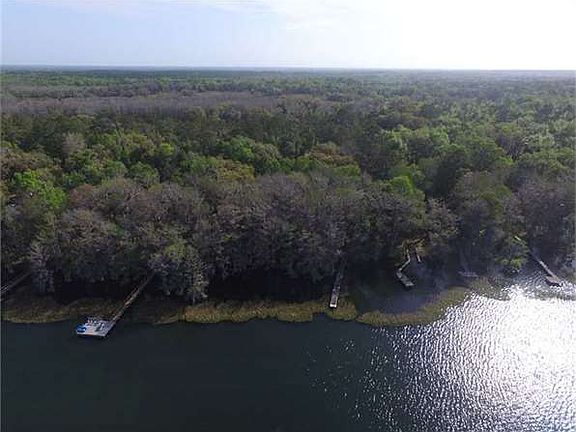 3rd image of 2831 NE Cherry Lake Cir