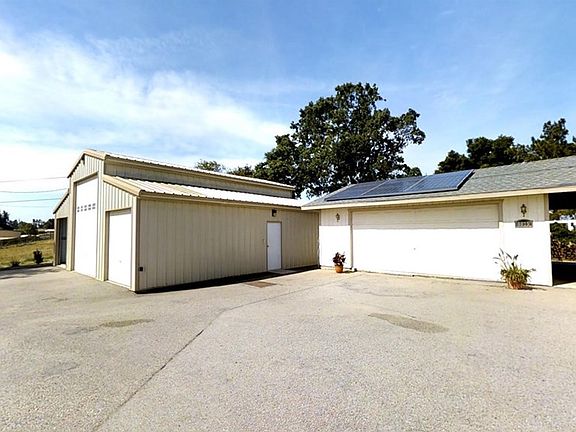 2nd image of 5915 Deer Creek Way