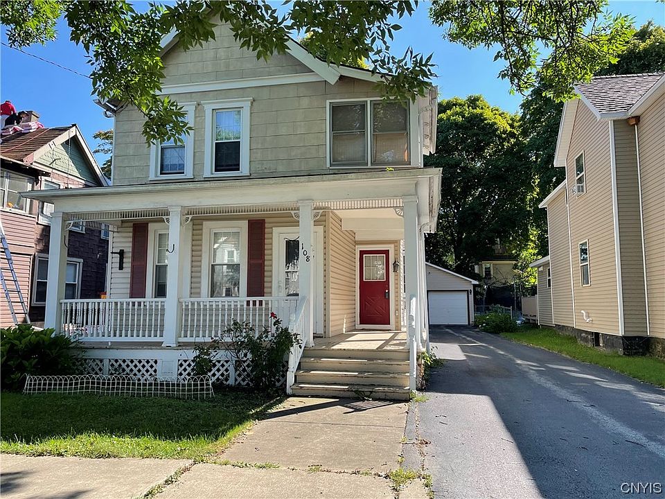 1st image of 108 Helen St