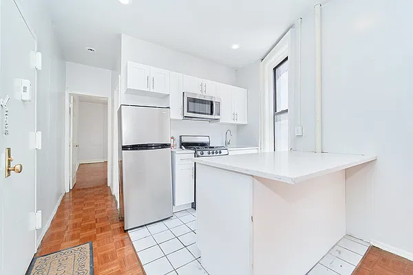 Rented by Living New York | media 22