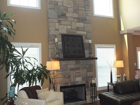 5th image of 217 Mallory Meadow Way