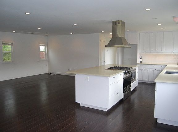 3rd image of 4624 Westdale Ave