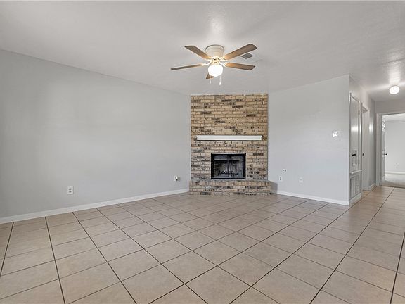 4th image of 713 San Benito Dr