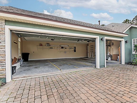 4th image of 1207 S Campania Ct