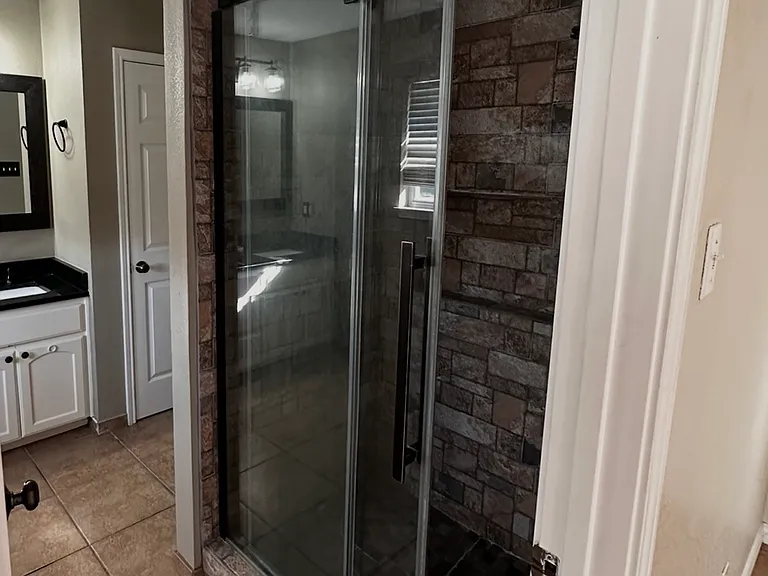 805 Dogwood St — Photo 11